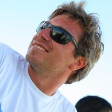 DAVIDE