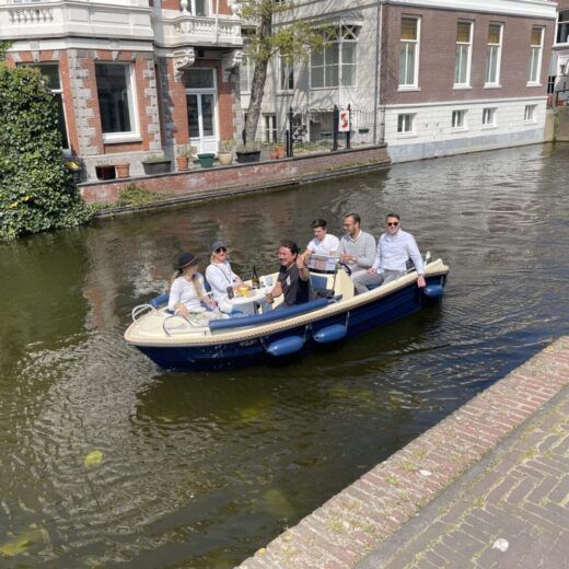 Motorboot Sloep Luxe Huren In Delft Click Boat