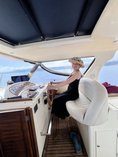 Catane Motorboat Fratelli Aprea Sorrento 36 HT alt tag text