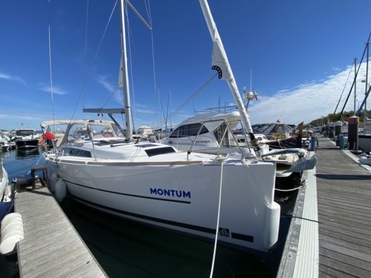 Charter Dufour Dufour 360 Sailboat 2021 in Tróia Peninsula Click Boat