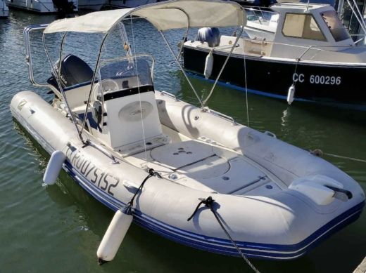 Location Semi Rigide Zodiac Medline Compact Hy Res Click Boat