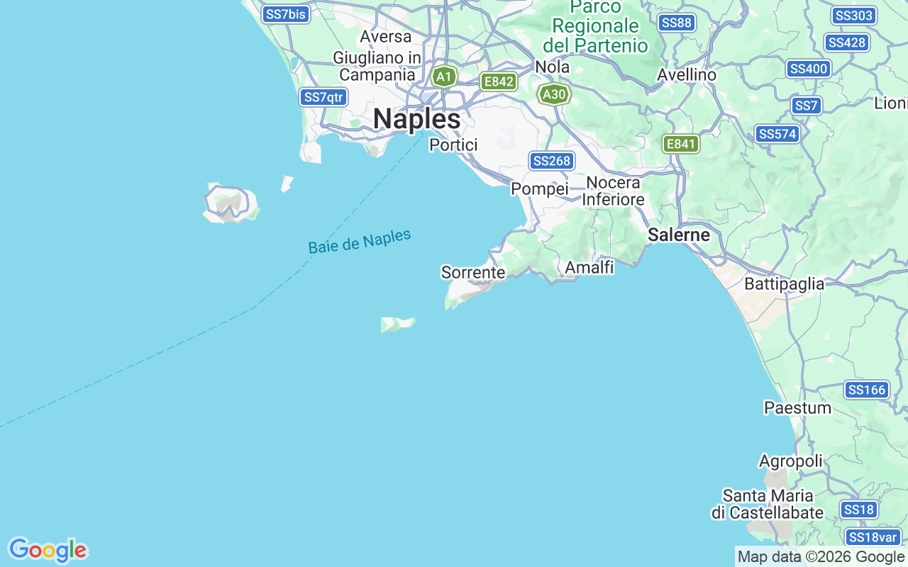 Emplacement du Bateau à moteur: 80061 Massa Lubrense, Italie