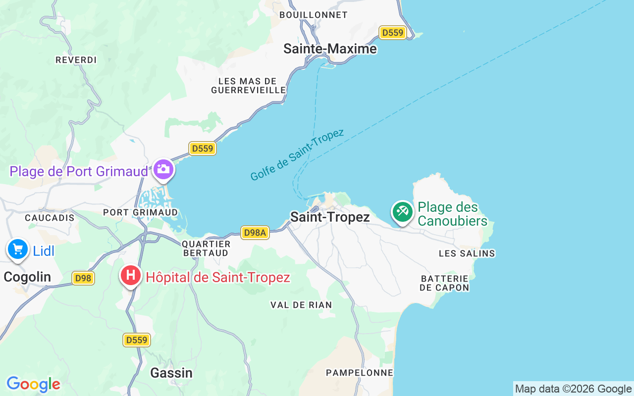Emplacement du Yacht à moteur: Nouveau Port De Saint-Tropez, 83990 Saint-Tropez