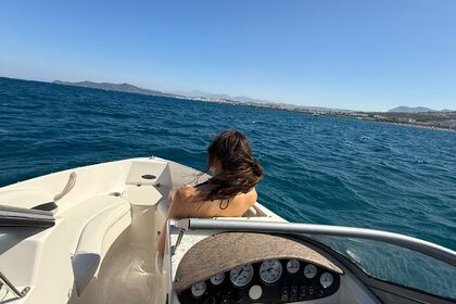 Location Bateau à moteur Stingray 180RX Tétouan