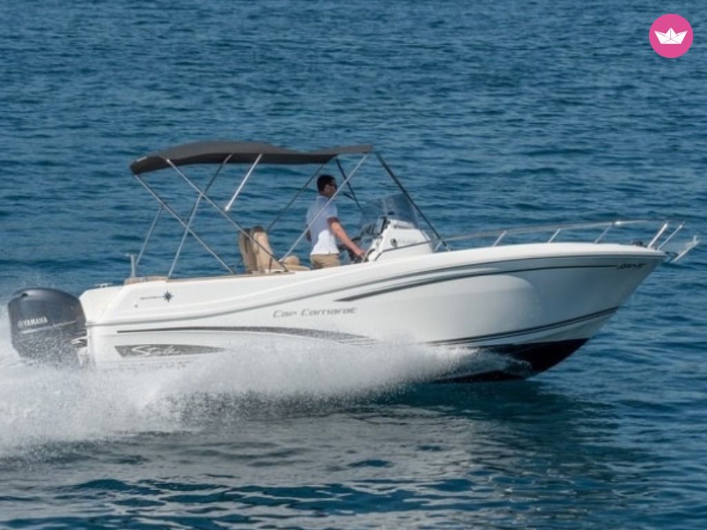 Моторное судно Jeanneau Cap Camarat 7.5  