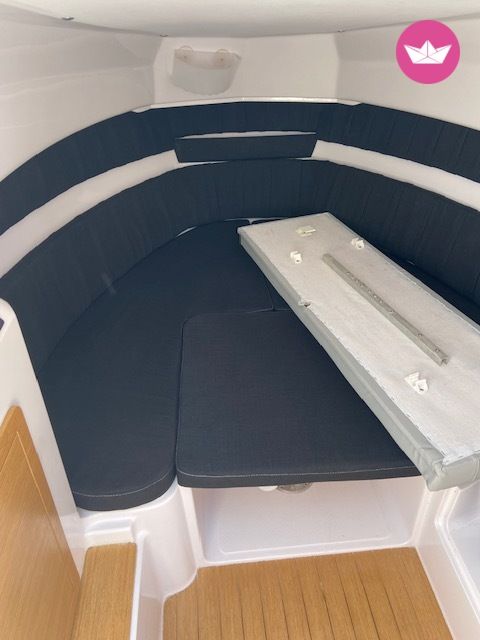 Bateau à moteur Ranieri Atlantis 22 150cv 7