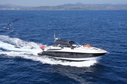 Location Bateau à moteur Princess 2016 V48 Open Antibes