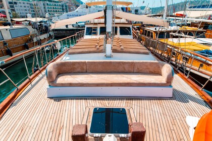 Traditional custom built gulet with a capacity of 10 people