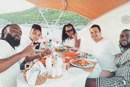 Charter Azimut 55 With Her Sleek Lines