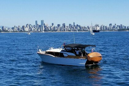 Miete Motorboot CHRIS CRAFT EXPRESS 32 Vancouver