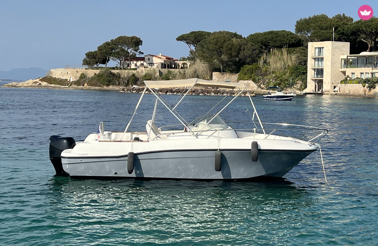 Bateau à moteur Jeanneau Cap Camarat 625 140cv 8