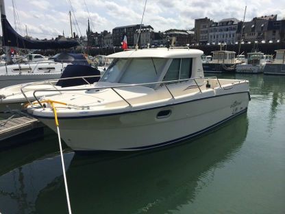 Location Bateau à moteur Ocqueteau 695 Fécamp