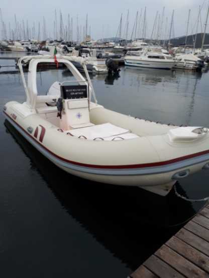 Charter RIB Tecno 550 Cannigione
