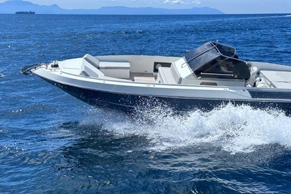 Barca a motore Conam America reffit 2024