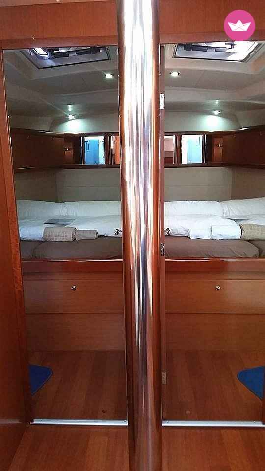 Noleggiare Oceanis 54