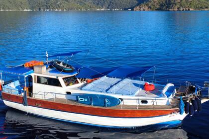 Aluguel Iate a motor 2010 costom made Göcek
