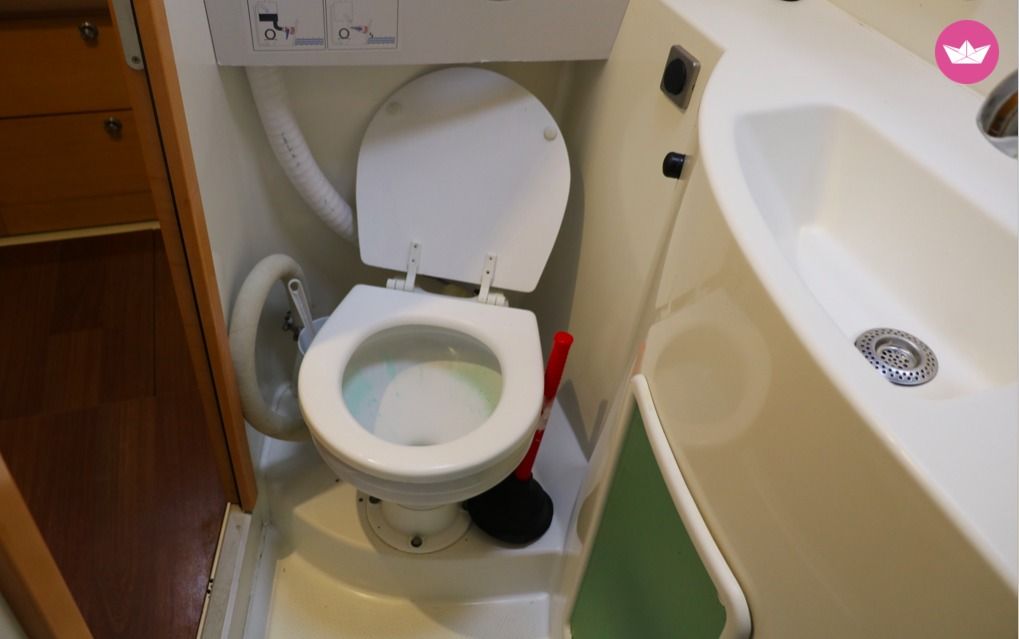 Charter catamaran in Athens  