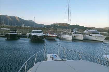 Charter Motorboat Mochi Craft Dominator 31 Salerno