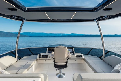Azimut 60 Fly
