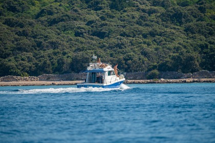 Benetau Antares 10.80 in Novalja / SKIPPER AND FUEL INCLUDED