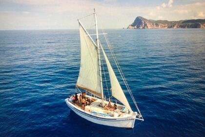 Verhuur Zeilboot ASTILLEROS DE ISLA CRISTINA MODELO CLASICO Ibiza