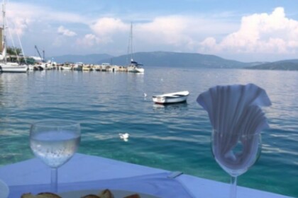 Cruise around Krk with Elan 650 Cabin