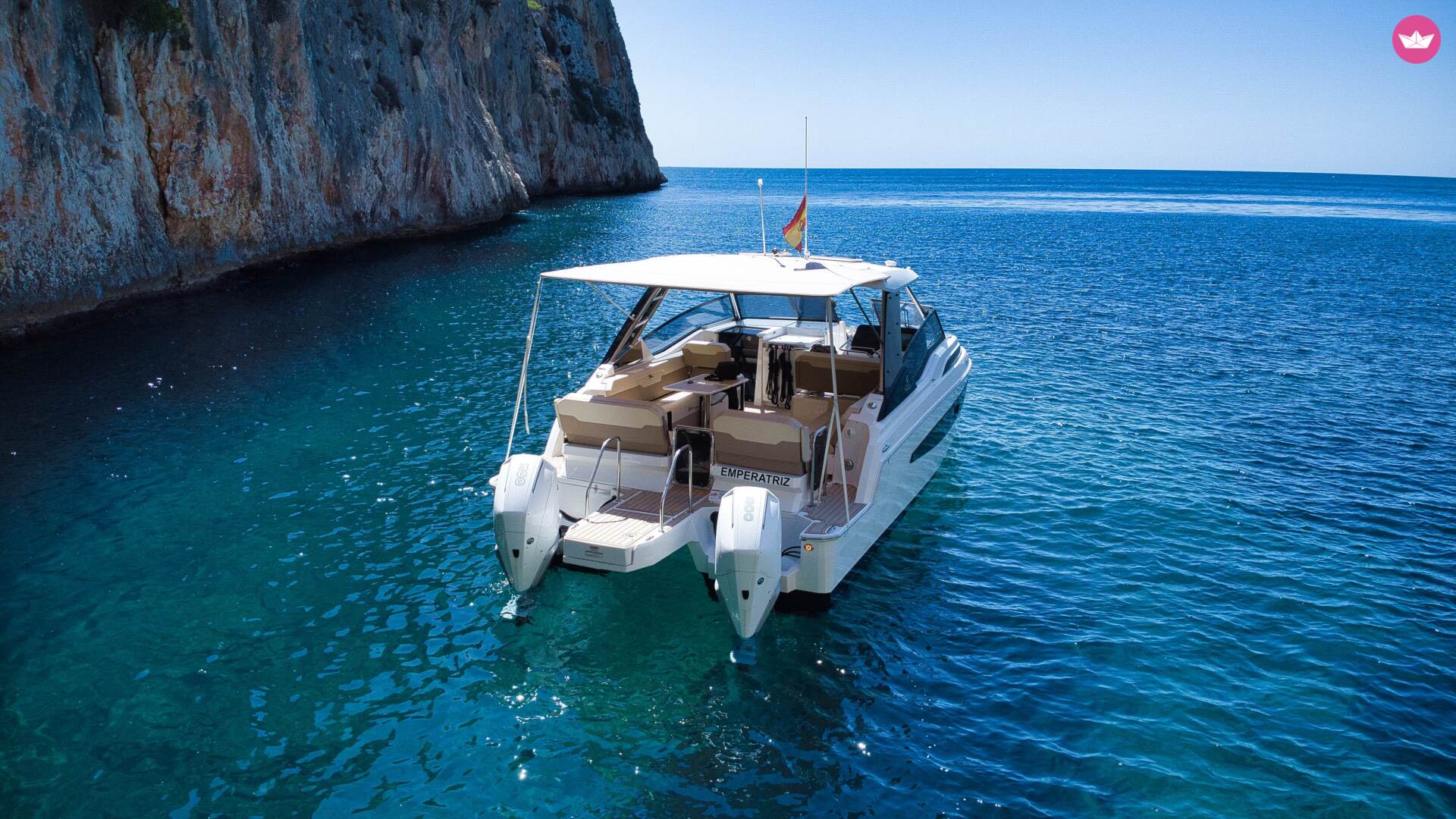 Bateau à moteur Aquila 32 Sport 600cv