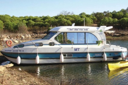 Czarter Houseboat Nicols Sedan 1010 Dole