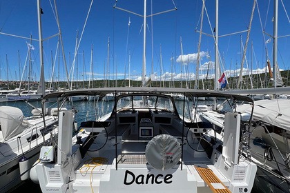 Alquiler Velero Dufour Dufour 470 Punat