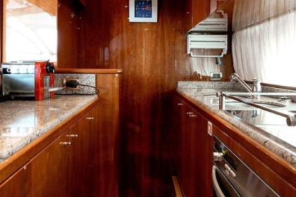 The Albatroz - Un yacht pour 18 personnes