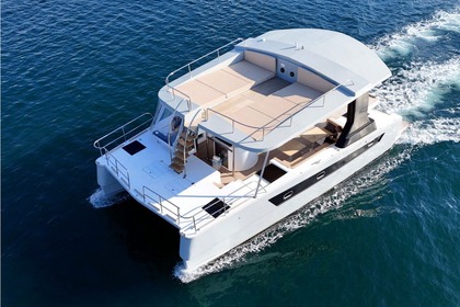 Verhuur Motorboot CATAMARAN USA 380 Amalfi