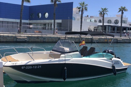 Rental Motorboat Quicksilver Activ 675 Open Alicante