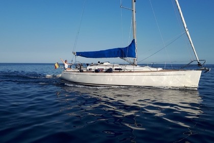 Hire Sailboat Cantiere del Pardo Grand Soleil 40 Sanremo