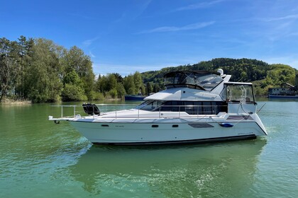 Rental Motor yacht Bayliner 45 Fly Rapperswil-Jona