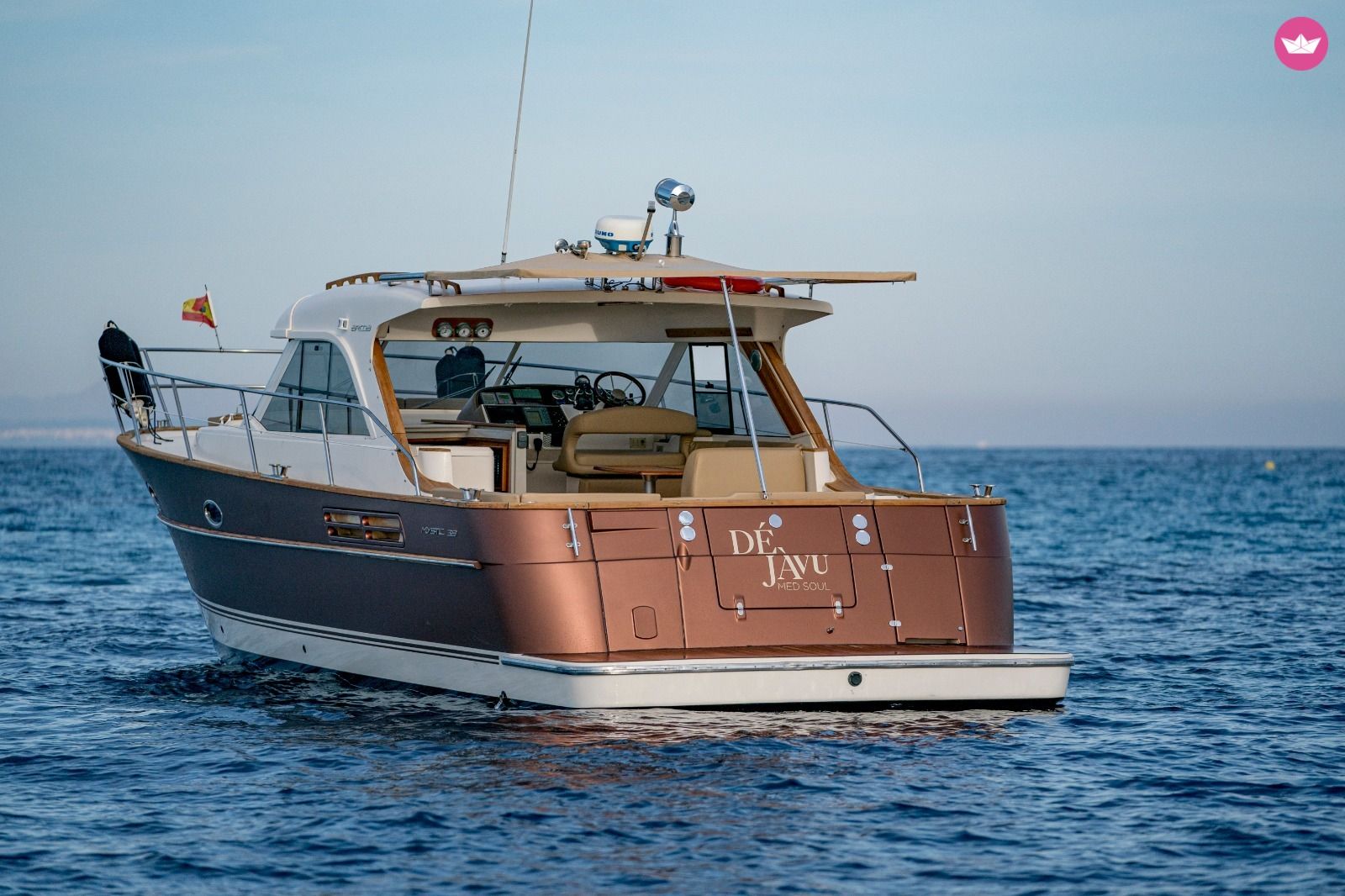 Bateau à moteur Arcoa