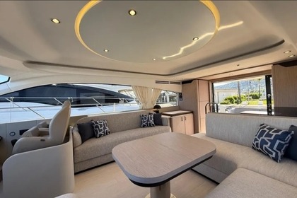 Brand new. Perfect yacht choice