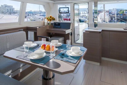 Verhuur Catamaran  Moorings 4200/3 Changwat Phuket