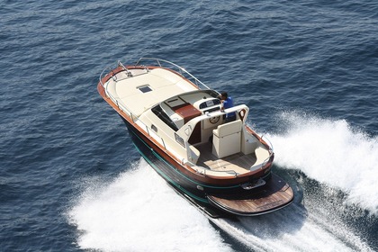 Charter Motorboat Gozzo Simbad 30 SPORT Amalfi