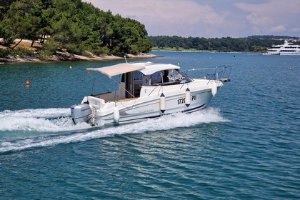 Beneteau Antares 680