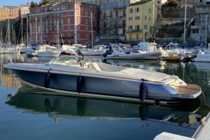 Magnifique Chris Craft corsair 32 pieds