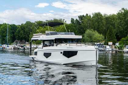 Verhuur Woonboot Cobra Maestro 42 Makkum