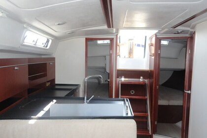 Sail the Adriatic on "Riana" Hanse 385 from 2015.