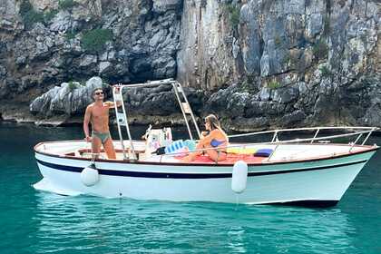 Rental Motorboat Gozzo Modello Aprea 6.80 Palinuro