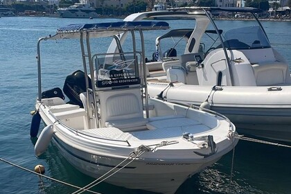 Location Bateau à moteur Nikita Open 5,5 M Kos