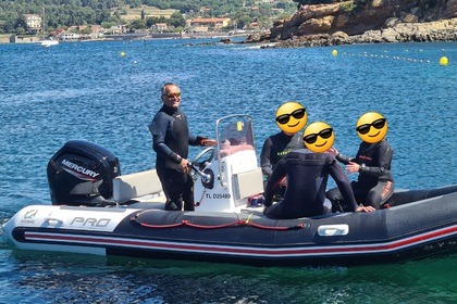 Чартер RIB (надувная моторная лодка) ZODIAC Pro12 Ле Праде