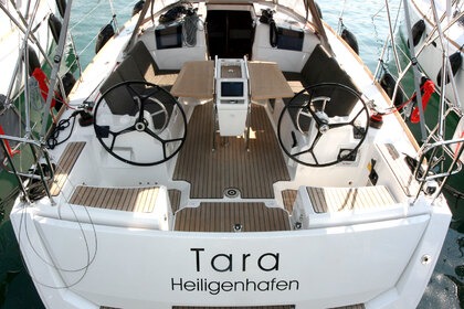 Rental Sailboat JEANNEAU SUN ODYSSEY 389 Krk