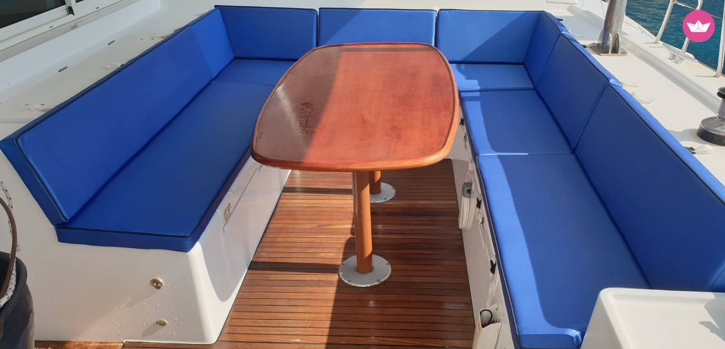 Charter Catamaran Lagoon 500 Lavrion