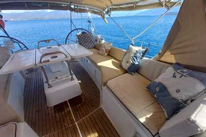 Daily or more rent experience with a professional skipper