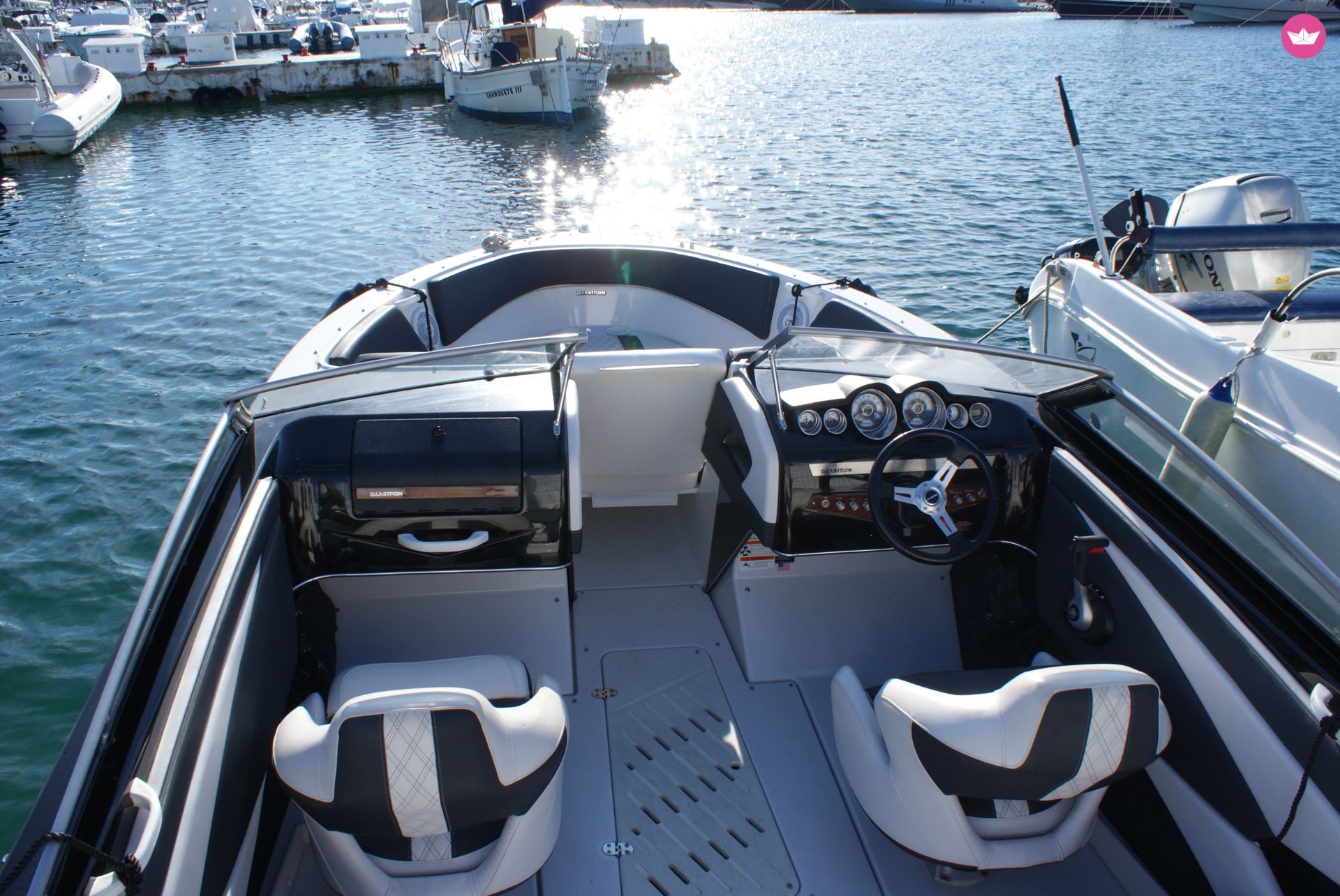 Glastron Gt 225 in Ibiza for hire