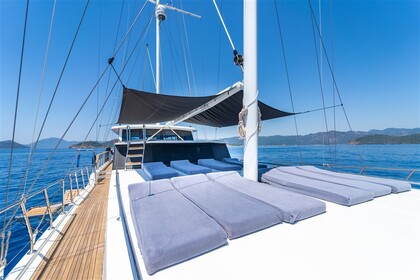 Ultra Luxury gulet with a capacity of 12 people